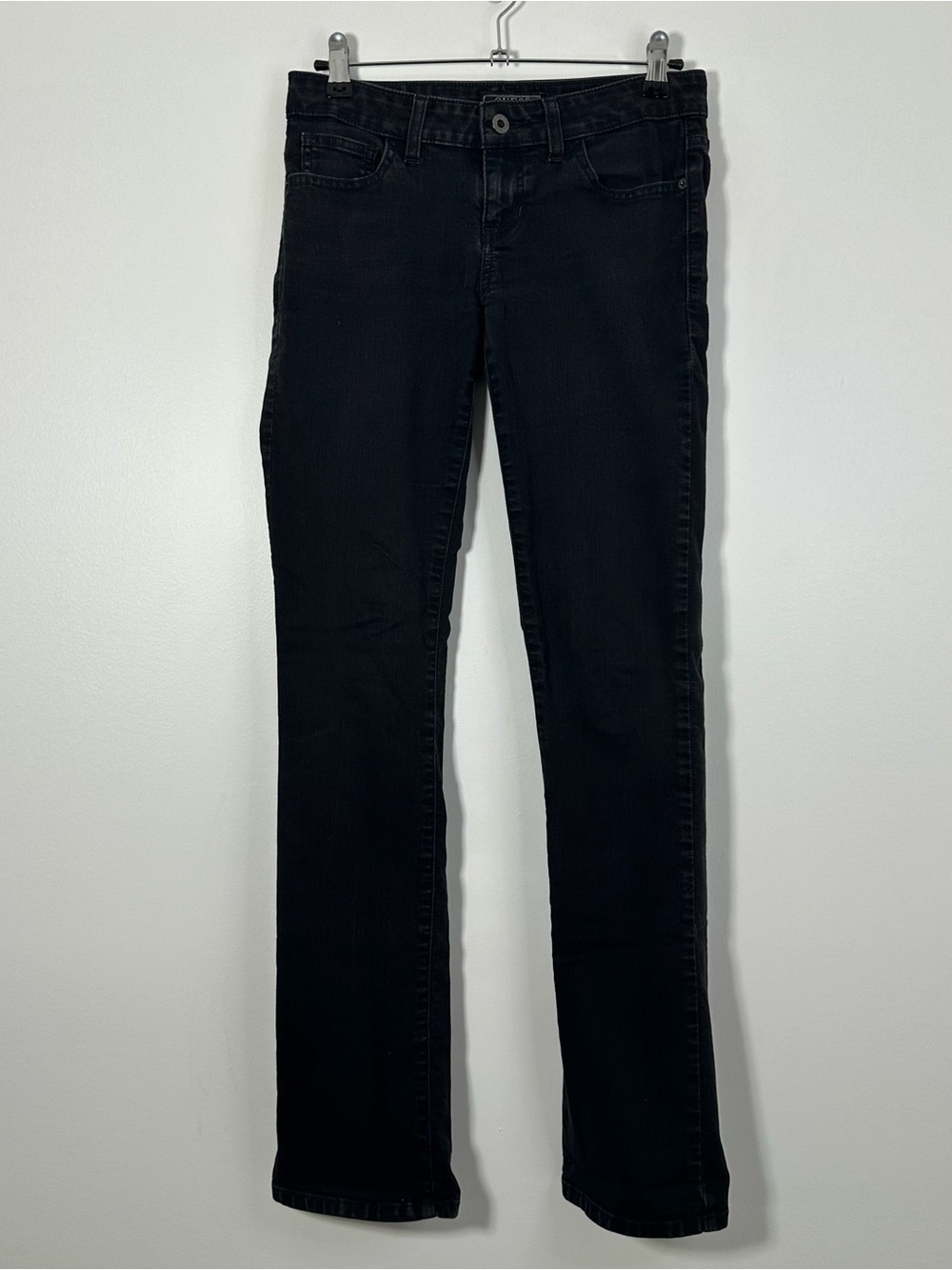 GUESS Starlet Straight Jeans Women’s 27 Black Stretch Denim Mid Rise